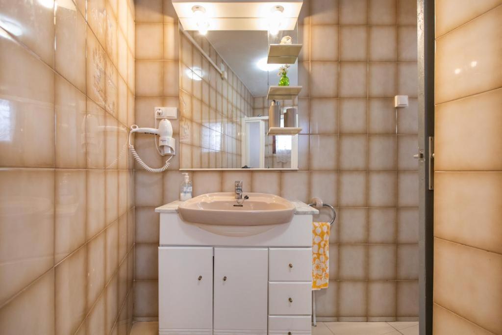 Casa Turistica Cunit Villa Luaran gambar